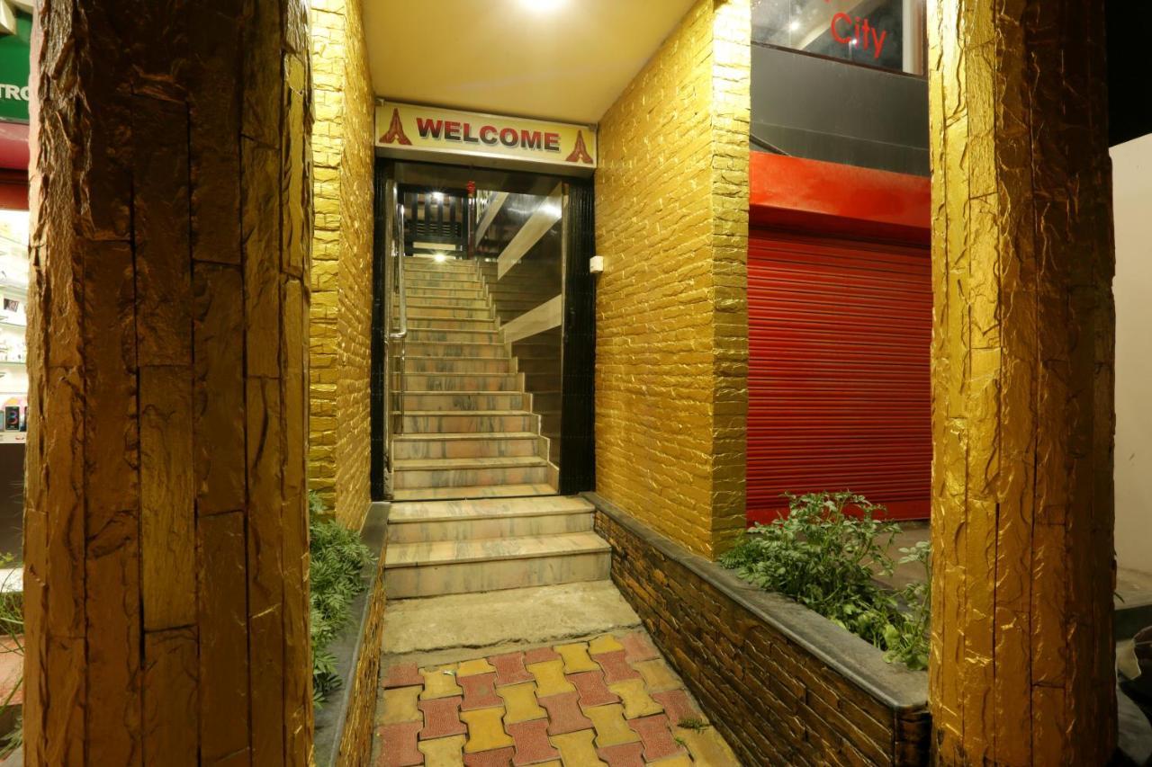 Hotel Dream City กูวาฮาติ ภายนอก รูปภาพ