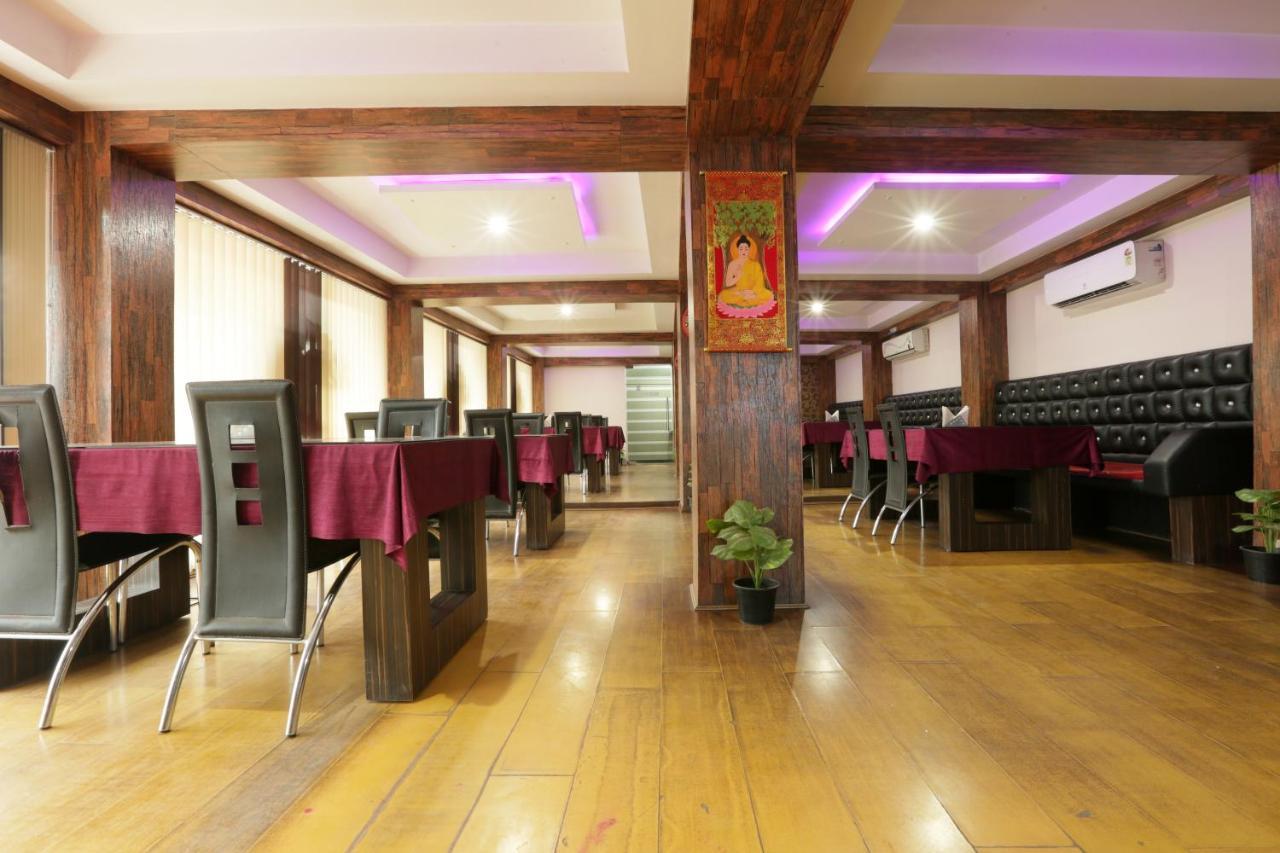 Hotel Dream City กูวาฮาติ ภายนอก รูปภาพ