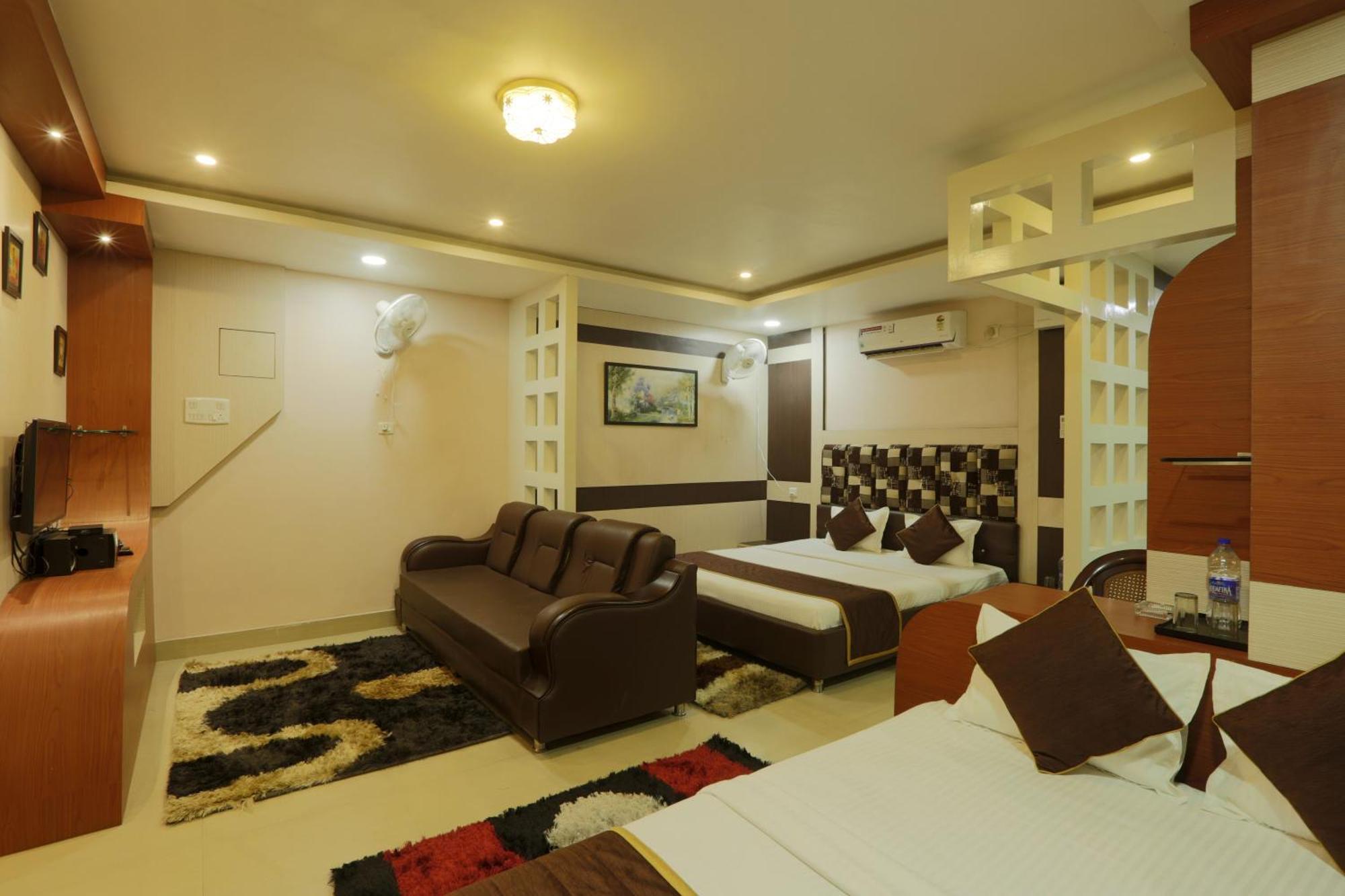 Hotel Dream City กูวาฮาติ ภายนอก รูปภาพ
