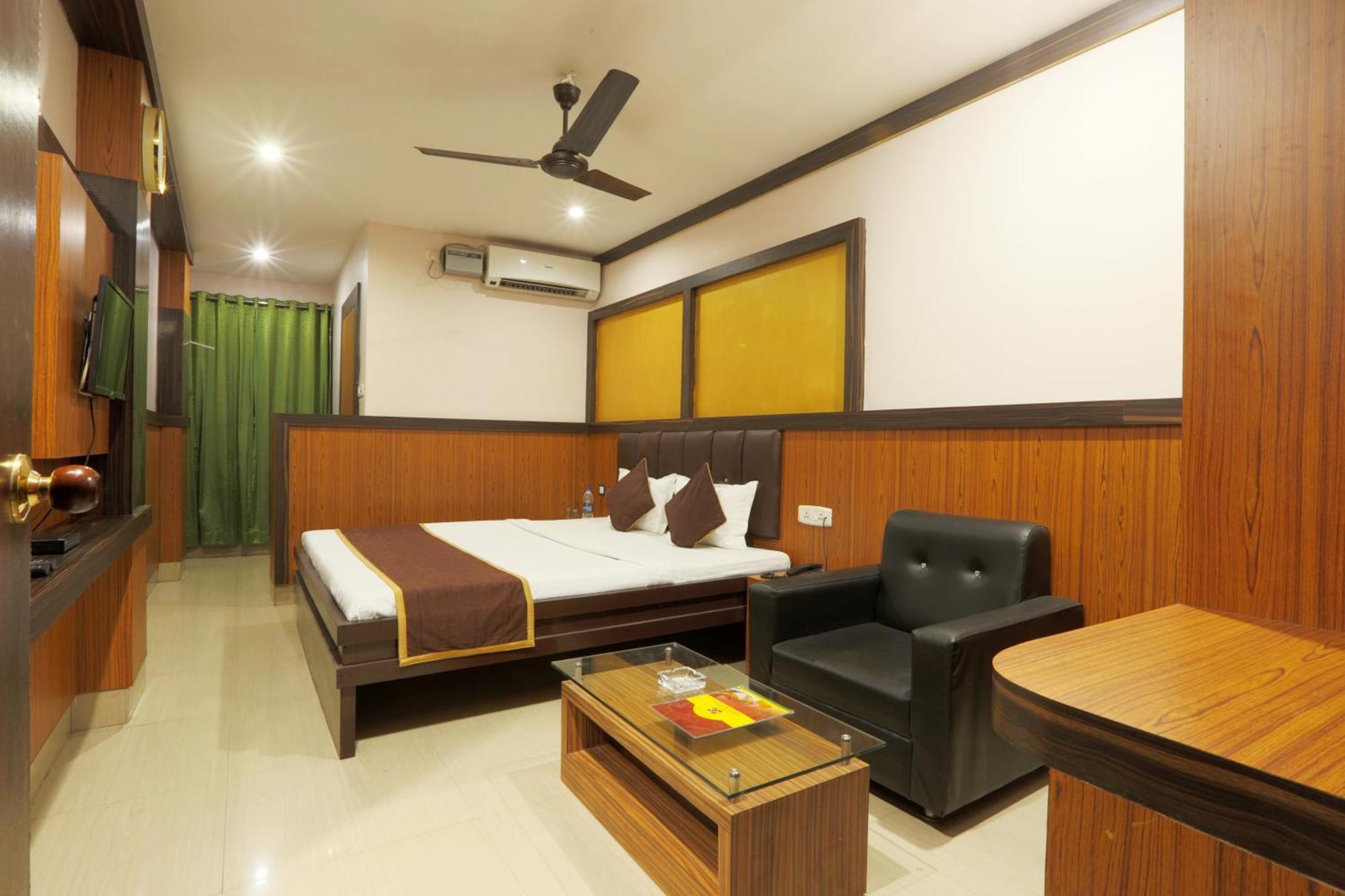 Hotel Dream City กูวาฮาติ ภายนอก รูปภาพ