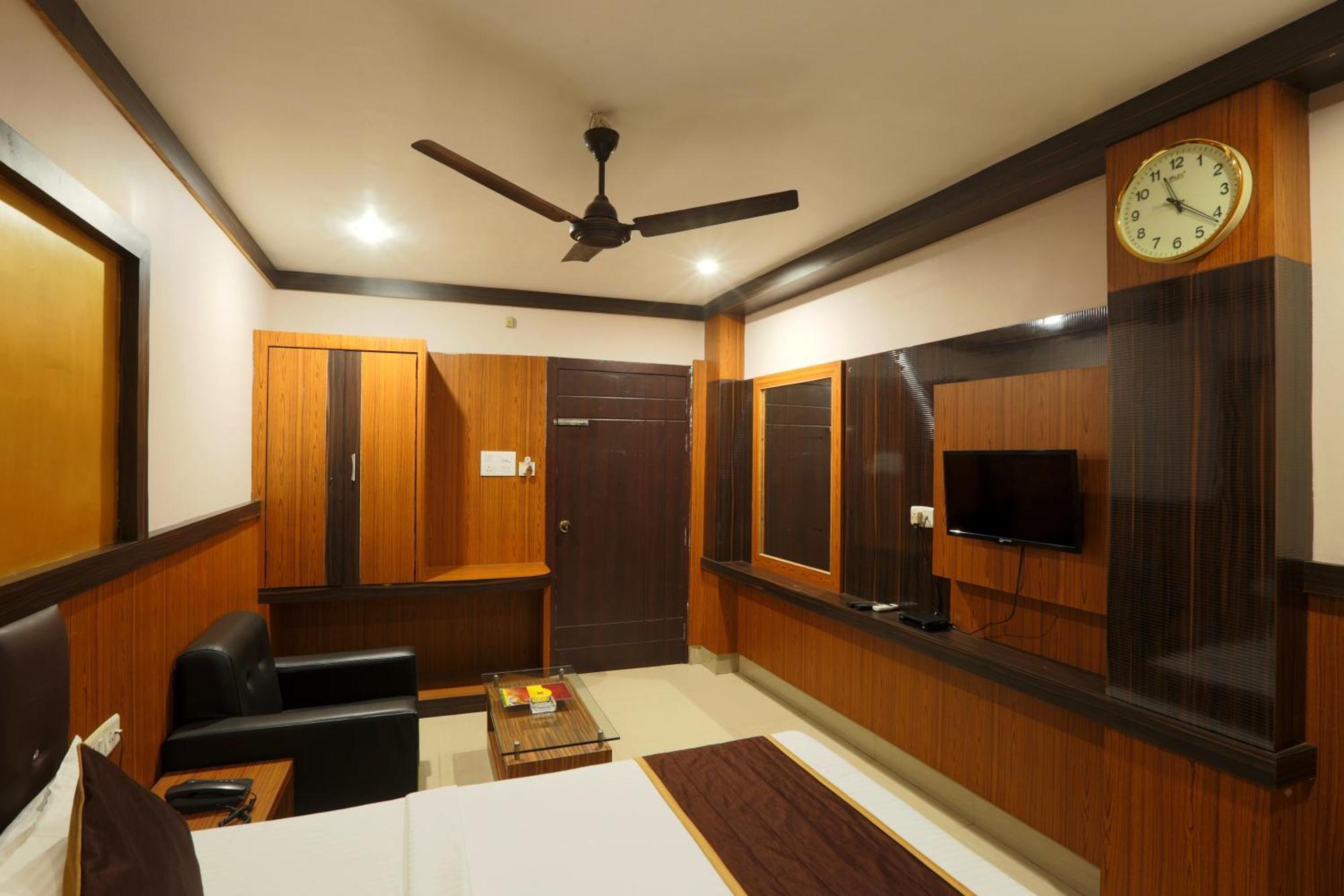 Hotel Dream City กูวาฮาติ ภายนอก รูปภาพ
