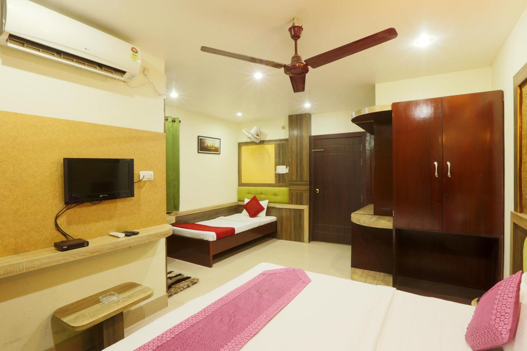 Hotel Dream City กูวาฮาติ ภายนอก รูปภาพ